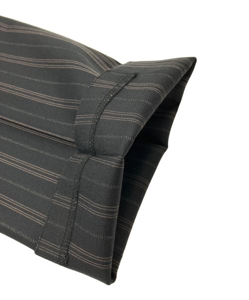 Savile Clifford（サヴィル・クリフォード）Savile Clifford (サヴィル・クリフォード) セットアップスーツ　ストライプ ダークグレー×ピンク サイズ:Ｍの古着・服飾アイテム