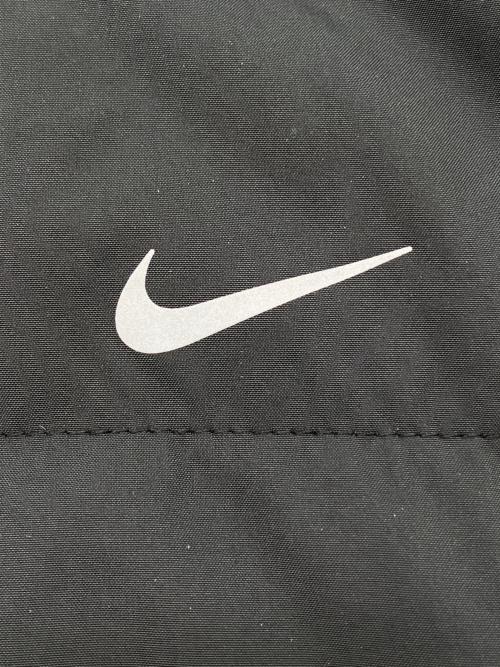 NIKE（ナイキ）NIKE (ナイキ) ランニングベスト ダークグレー×ホワイト サイズ:Ｍの古着・服飾アイテム