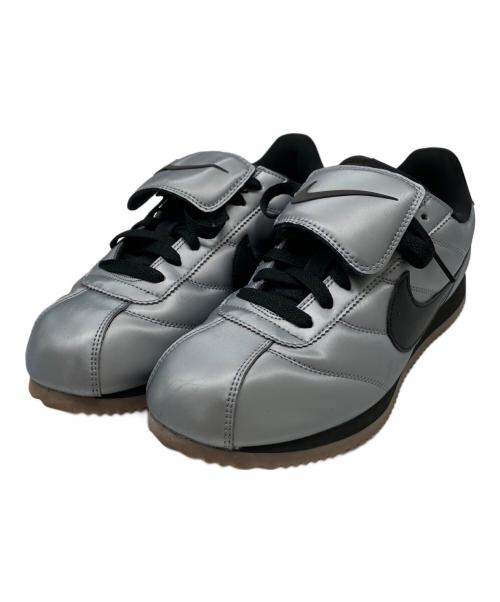NIKE（ナイキ）NIKE (ナイキ) 	CORTEZ SE MTLC COOL GREY/BLACK-GUM DARK BROWN シルバー×ブラック サイズ:26.5の古着・服飾アイテム