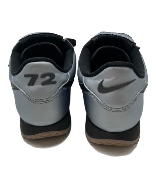 NIKE（ナイキ）NIKE (ナイキ) 	CORTEZ SE MTLC COOL GREY/BLACK-GUM DARK BROWN シルバー×ブラック サイズ:26.5の古着・服飾アイテム