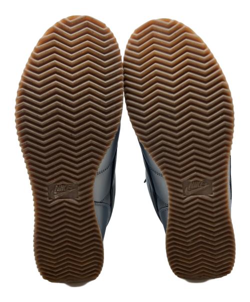 NIKE（ナイキ）NIKE (ナイキ) 	CORTEZ SE MTLC COOL GREY/BLACK-GUM DARK BROWN シルバー×ブラック サイズ:26.5の古着・服飾アイテム