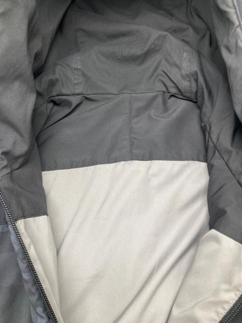 THE NORTH FACE（ザ ノース フェイス）THE NORTH FACE (ザ ノース フェイス) リバーシブルエニータイムインサレーテッドフーディ ブラック×ネイビー サイズ:不明の古着・服飾アイテム