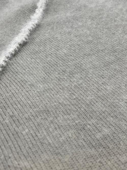 ETRE TOKYO（エトレトウキョウ）ETRE TOKYO (エトレトウキョウ) スリットニットポンチョ グレー サイズ:Ｆの古着・服飾アイテム