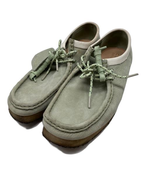CLARKS（クラークス）CLARKS (クラークス) ワラビーシューズ ライトグリーン サイズ:26.5の古着・服飾アイテム