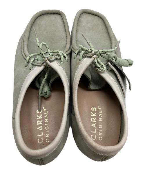 CLARKS（クラークス）CLARKS (クラークス) ワラビーシューズ ライトグリーン サイズ:26.5の古着・服飾アイテム