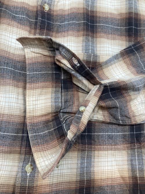 Eddie Bauer（エディーバウアー）Eddie Bauer (エディーバウアー) 90’s長袖シャツ ベージュ×グレー サイズ:Ｍの古着・服飾アイテム