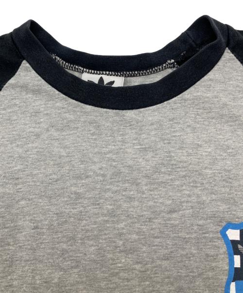 adidas（アディダス）adidas (アディダス) 80sプリントTシャツ グレー×ブラック サイズ:98-6(JASPOO）の古着・服飾アイテム