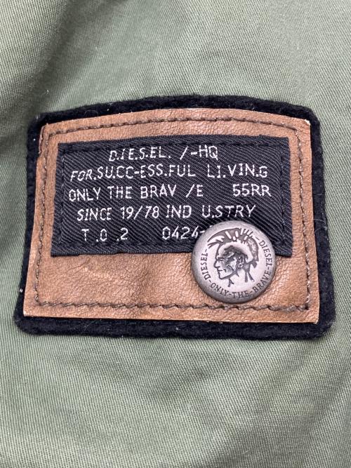 DIESEL（ディーゼル）DIESEL (ディーゼル) ファーミリタリージャケット　Y2K カーキ サイズ:Sの古着・服飾アイテム