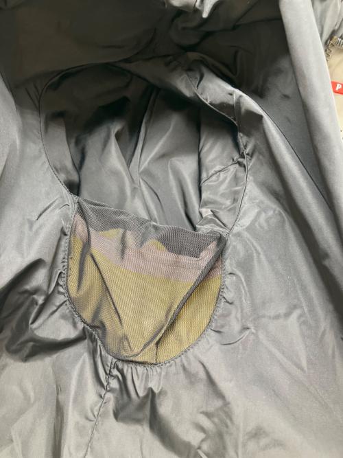 PRADA SPORTS（プラダスポーツ）PRADA SPORTS (プラダスポーツ) 00sフーデッドジャケット GORE-TEX 古着 ブラック サイズ:48の古着・服飾アイテム