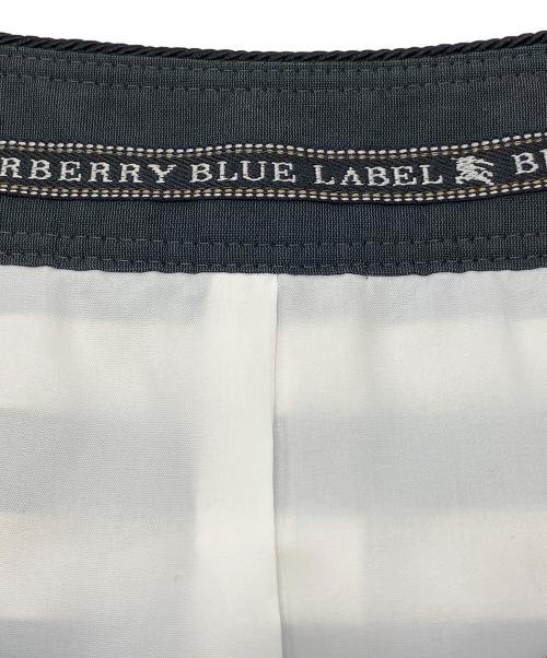 BURBERRY BLUE LABEL（バーバリー ブルー レーベル）BURBERRY BLUE LABEL (バーバリー ブルー レーベル) ノースリーブボーダーワンピース グレー×ホワイト サイズ:38の古着・服飾アイテム