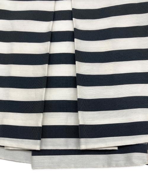 BURBERRY BLUE LABEL（バーバリー ブルー レーベル）BURBERRY BLUE LABEL (バーバリー ブルー レーベル) ノースリーブボーダーワンピース グレー×ホワイト サイズ:38の古着・服飾アイテム