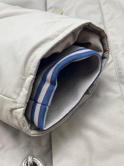 FRED PERRY（フレッドペリー）FRED PERRY (フレッドペリー) 中綿ジャケット　パテッドジップ スルージャケット ベージュ サイズ:Sの古着・服飾アイテム