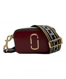 MARC JACOBS（マークジェイコブズ）の古着「スナップショット」｜レッド×ホワイト×ブラック×ゴールド