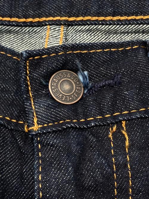 LEVI'S（リーバイス）LEVI'S (リーバイス) デニムパンツ　Big E　505(TM) レギュラーフィット ジーンズ ダークインディゴ インディゴ サイズ:W32×L32の古着・服飾アイテム