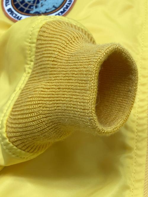 AVIREX（アヴィレックス）AVIREX (アヴィレックス) フライトジャケット イエロー サイズ:Ｍの古着・服飾アイテム