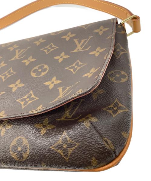 LOUIS VUITTON（ルイ ヴィトン）LOUIS VUITTON (ルイ ヴィトン) モノグラム  ミュゼットタンゴ ショートストラップ ブラウンの古着・服飾アイテム