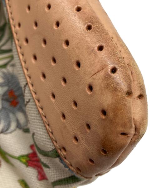 GUCCI（グッチ）GUCCI (グッチ) ショルダーバッグ　フローラ アイボリー×ベージュの古着・服飾アイテム