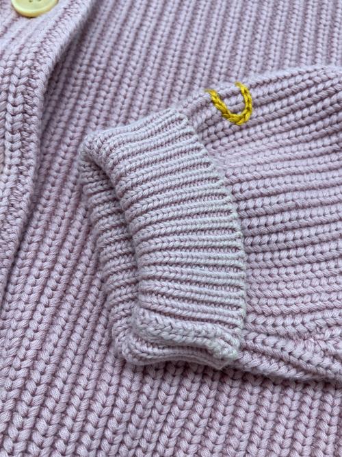 DEMY BY DEMYLEE（デミー バイ デミリー）DEMY BY DEMYLEE (デミー バイ デミリー) 厚手カーディガン ピンク サイズ:XSの古着・服飾アイテム