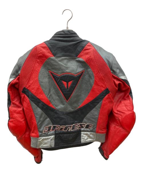DAINESE（ダイネーゼ）DAINESE (ダイネーゼ) プロテクタージャケット ブラック×レッド サイズ:50の古着・服飾アイテム