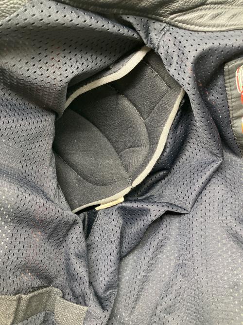 DAINESE（ダイネーゼ）DAINESE (ダイネーゼ) プロテクタージャケット ブラック×レッド サイズ:50の古着・服飾アイテム
