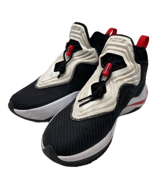 NIKE（ナイキ）NIKE (ナイキ) スニーカー ホワイト×ブラック サイズ:27の古着・服飾アイテム