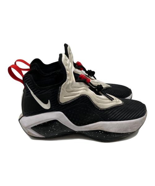 NIKE（ナイキ）NIKE (ナイキ) スニーカー ホワイト×ブラック サイズ:27の古着・服飾アイテム