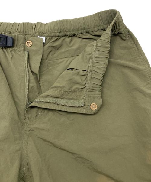 GRAMICCI（グラミチ）GRAMICCI (グラミチ) ナイロンパンツ　BEAMS別注 カーキ サイズ:XLの古着・服飾アイテム