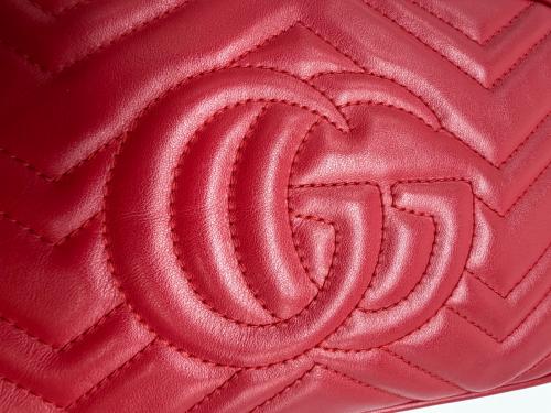 GUCCI（グッチ）GUCCI (グッチ) 	GGマーモント レッドの古着・服飾アイテム