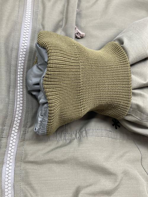 Snow peak（スノーピーク）Snow peak (スノーピーク) ダウンジャケット カーキ サイズ:XLの古着・服飾アイテム