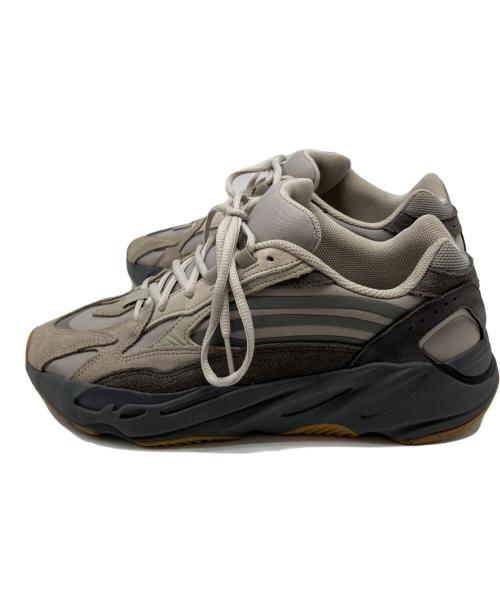 adidas（アディダス）adidas (アディダス) 	YEEZY Boost 700 V2 グレー サイズ:28の古着・服飾アイテム