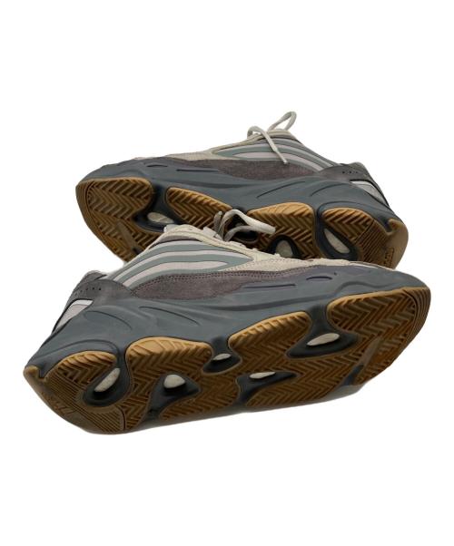 adidas（アディダス）adidas (アディダス) 	YEEZY Boost 700 V2 グレー サイズ:28の古着・服飾アイテム