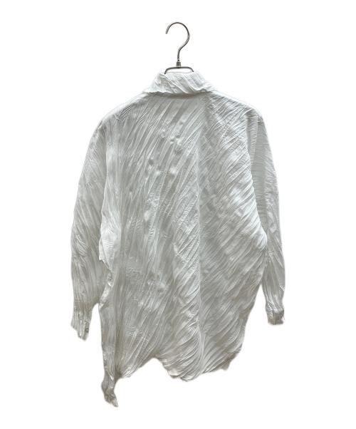 me ISSEY MIYAKE（ミーイッセイ ミヤケ）me ISSEY MIYAKE (ミーイッセイ ミヤケ) プリーツブラウス ホワイト サイズ:不明の古着・服飾アイテム