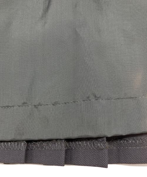 Christian Dior PRET-A-PORTER（クリスチャンディオールプレタポルテ）Christian Dior PRET-A-PORTER (クリスチャンディオールプレタポルテ) 90s切替プリーツスカート　古着 グレー サイズ:LLBの古着・服飾アイテム