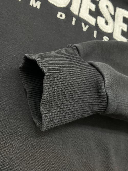 DIESEL（ディーゼル）DIESEL (ディーゼル) プルオーバーパーカー　ドメ・インポート ブラック サイズ:Ｍの古着・服飾アイテム