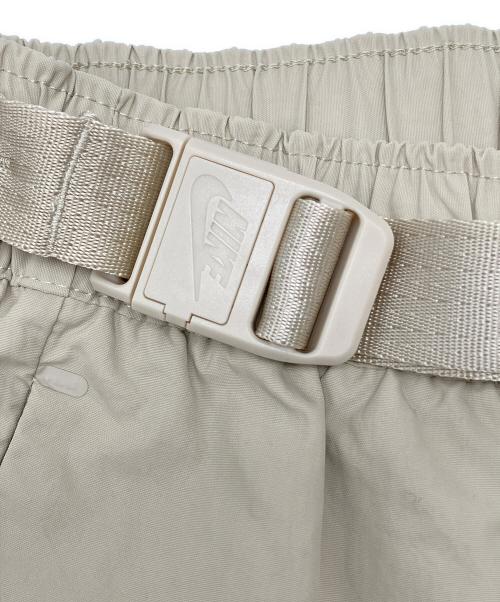 NIKE（ナイキ）NIKE (ナイキ) AS M NSW TP WVN UL CARGO SHORT　ストリート ベージュ サイズ:Lの古着・服飾アイテム