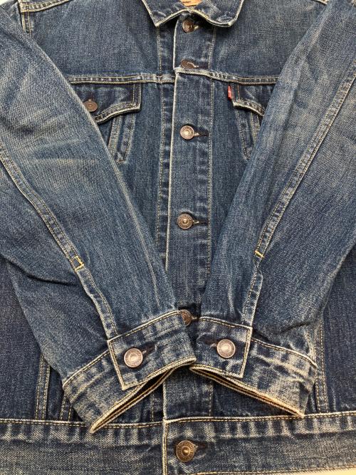 LEVI'S（リーバイス）LEVI'S (リーバイス) デニムジャケット　ユーロモデル　ヴィンテージアメカジ インディゴ サイズ:XLの古着・服飾アイテム