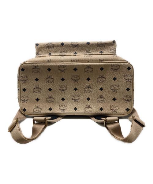 MCM（エムシーエム）MCM (エムシーエム) スタッズリュック ベージュの古着・服飾アイテム