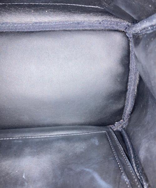 MCM（エムシーエム）MCM (エムシーエム) スタッズリュック ベージュの古着・服飾アイテム