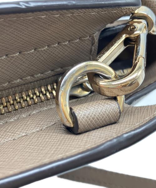 MICHAEL KORS（マイケル・コース）MICHAEL KORS (マイケル・コース) ショルダーバッグ ベージュの古着・服飾アイテム