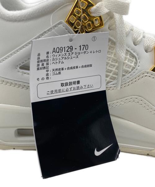 NIKE（ナイキ）NIKE (ナイキ) スニーカー　NIKE　Women's Air Jordan 4 Retro（ウィメンズ　エアジョーダン　フォー　レトロ） ホワイト サイズ:23.5㎝の古着・服飾アイテム