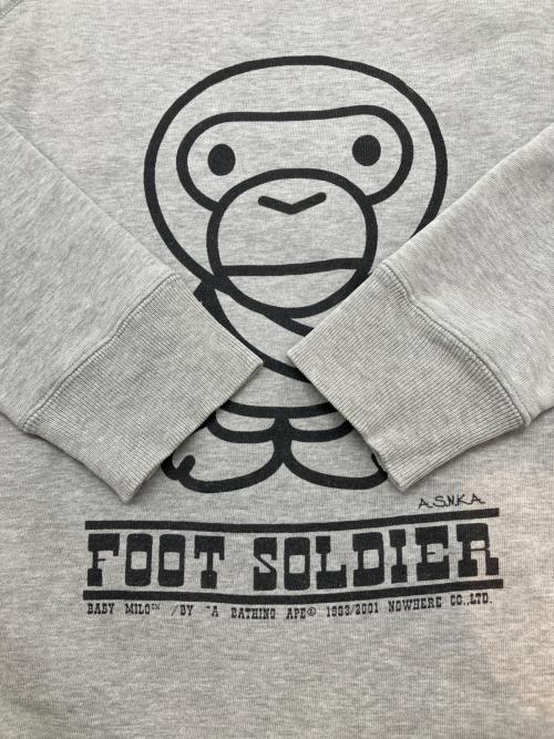 A BATHING APE（アベイシングエイプ）A BATHING APE (アベイシングエイプ) 90sラグランスウェット　APE SHALL NEVER KILL APE　初期タグ　古着 グレー サイズ:Ｍの古着・服飾アイテム