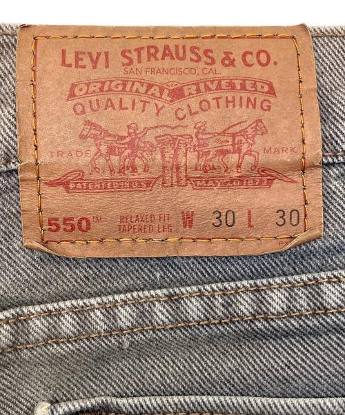 LEVI'S（リーバイス）LEVI'S (リーバイス) 90s 550デニムパンツ 1995年1月製 釦裏511M 後染め 古着 グレー サイズ:W30×L30の古着・服飾アイテム