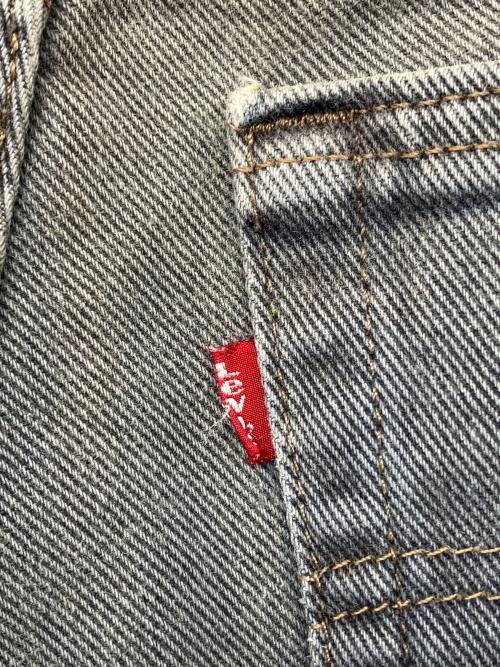 LEVI'S（リーバイス）LEVI'S (リーバイス) 90s 550デニムパンツ 1995年1月製 釦裏511M 後染め 古着 グレー サイズ:W30×L30の古着・服飾アイテム