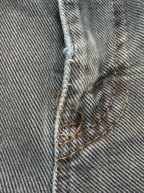 LEVI'S（リーバイス）LEVI'S (リーバイス) 90s 550デニムパンツ 1995年1月製 釦裏511M 後染め 古着 グレー サイズ:W30×L30の古着・服飾アイテム