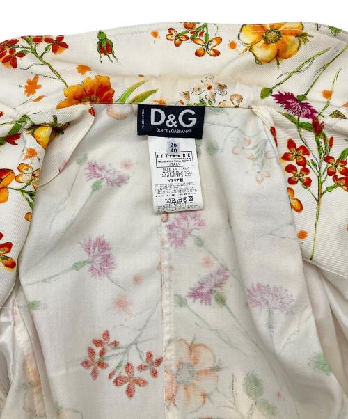 DOLCE & GABBANA（ドルチェ＆ガッバーナ）DOLCE & GABBANA (ドルチェ＆ガッバーナ) 花柄3Bジャケット アイボリー サイズ:40の古着・服飾アイテム
