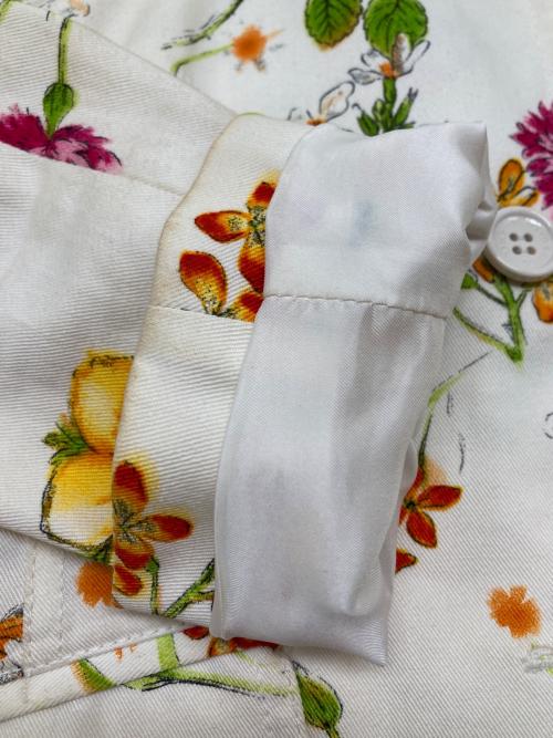 DOLCE & GABBANA（ドルチェ＆ガッバーナ）DOLCE & GABBANA (ドルチェ＆ガッバーナ) 花柄3Bジャケット アイボリー サイズ:40の古着・服飾アイテム