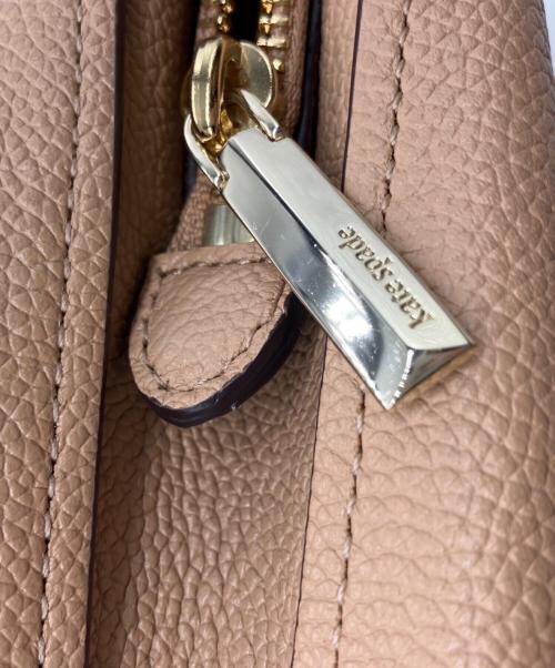 Kate Spade（ケイトスペード）Kate Spade (ケイトスペード) 2WAYバッグ　マルゴーミディアムサッチェル ベージュの古着・服飾アイテム