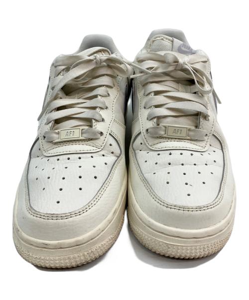 NIKE（ナイキ）NIKE (ナイキ) AIR FORCE 1 '07 ホワイト×パープル サイズ:24の古着・服飾アイテム