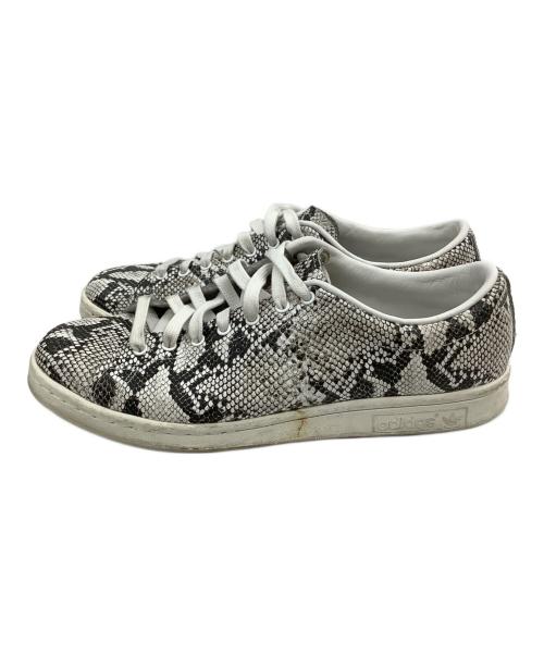 adidas（アディダス）adidas (アディダス) HYKE (ハイク) STANSMITH グレー×ホワイト サイズ:26の古着・服飾アイテム