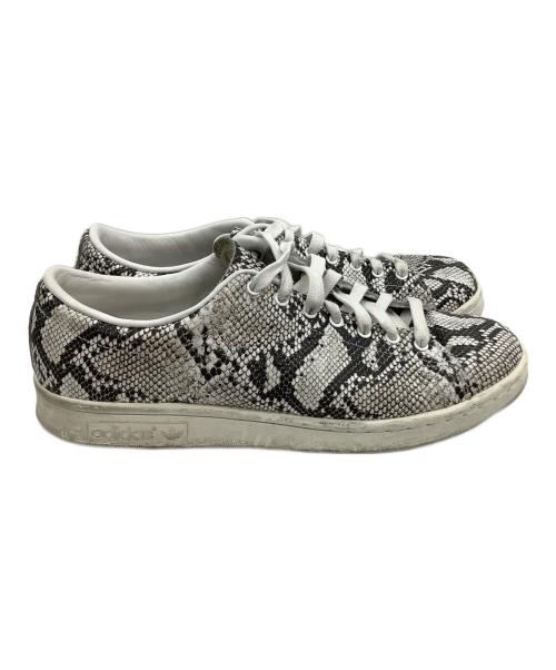 adidas（アディダス）adidas (アディダス) HYKE (ハイク) STANSMITH グレー×ホワイト サイズ:26の古着・服飾アイテム